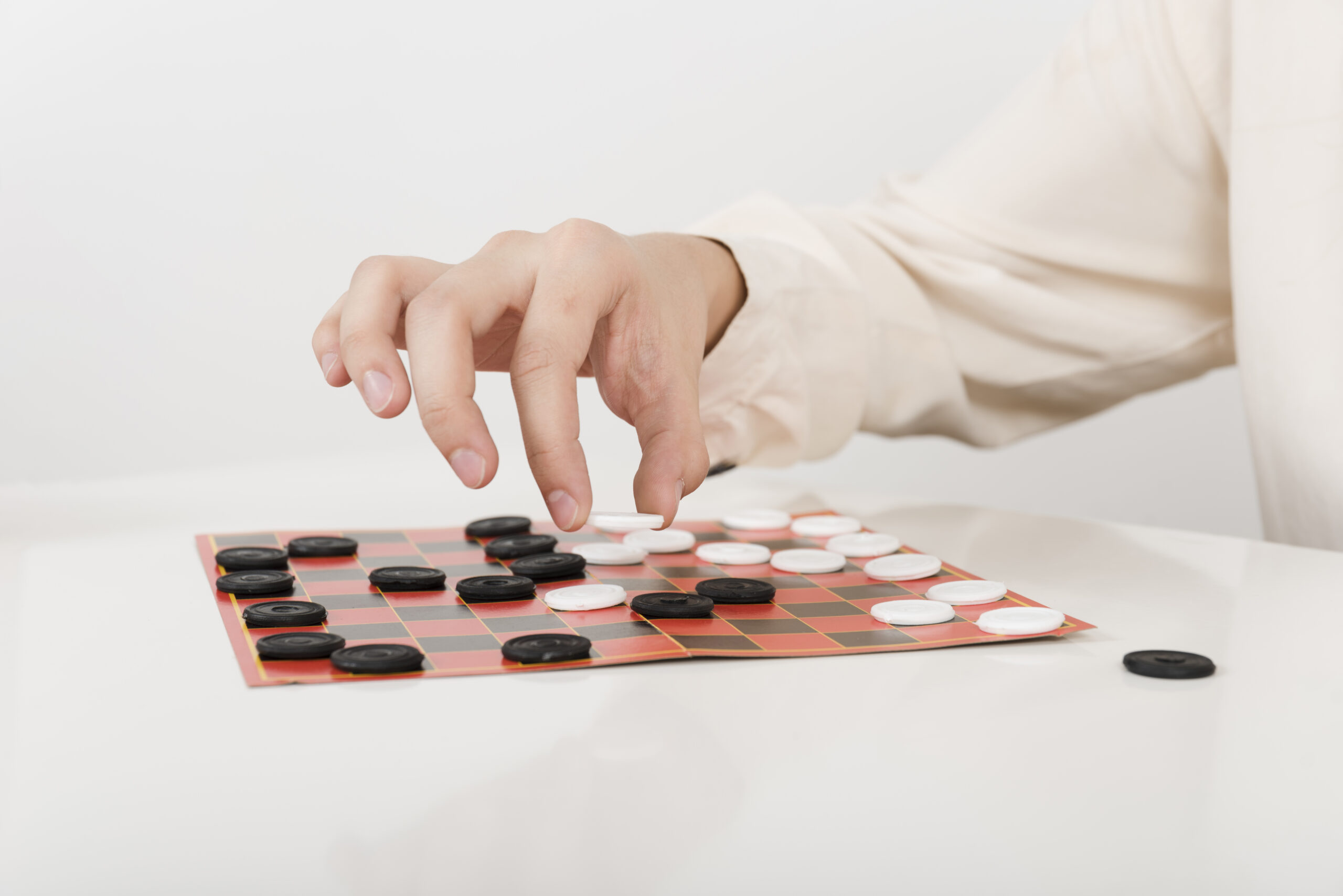 ¿Cómo los juegos de estrategia enseñan planificación y resiliencia?