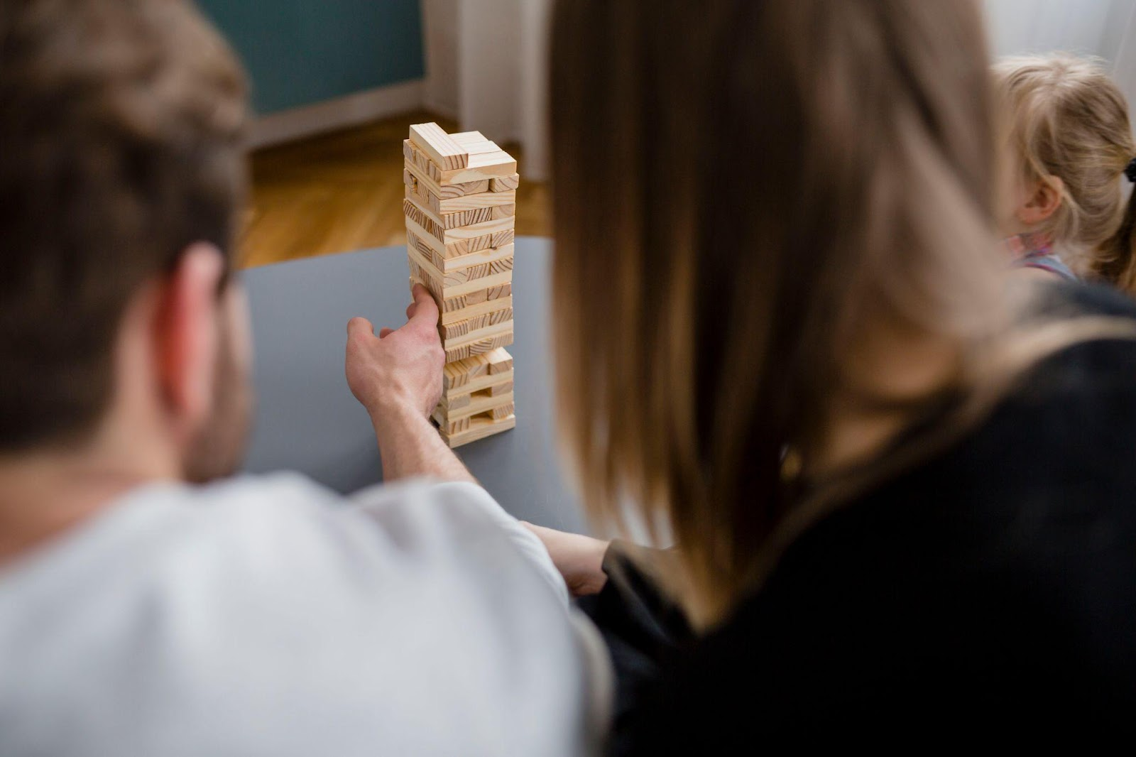 ¿Cómo los juegos de estrategia influyen en el pensamiento crítico?