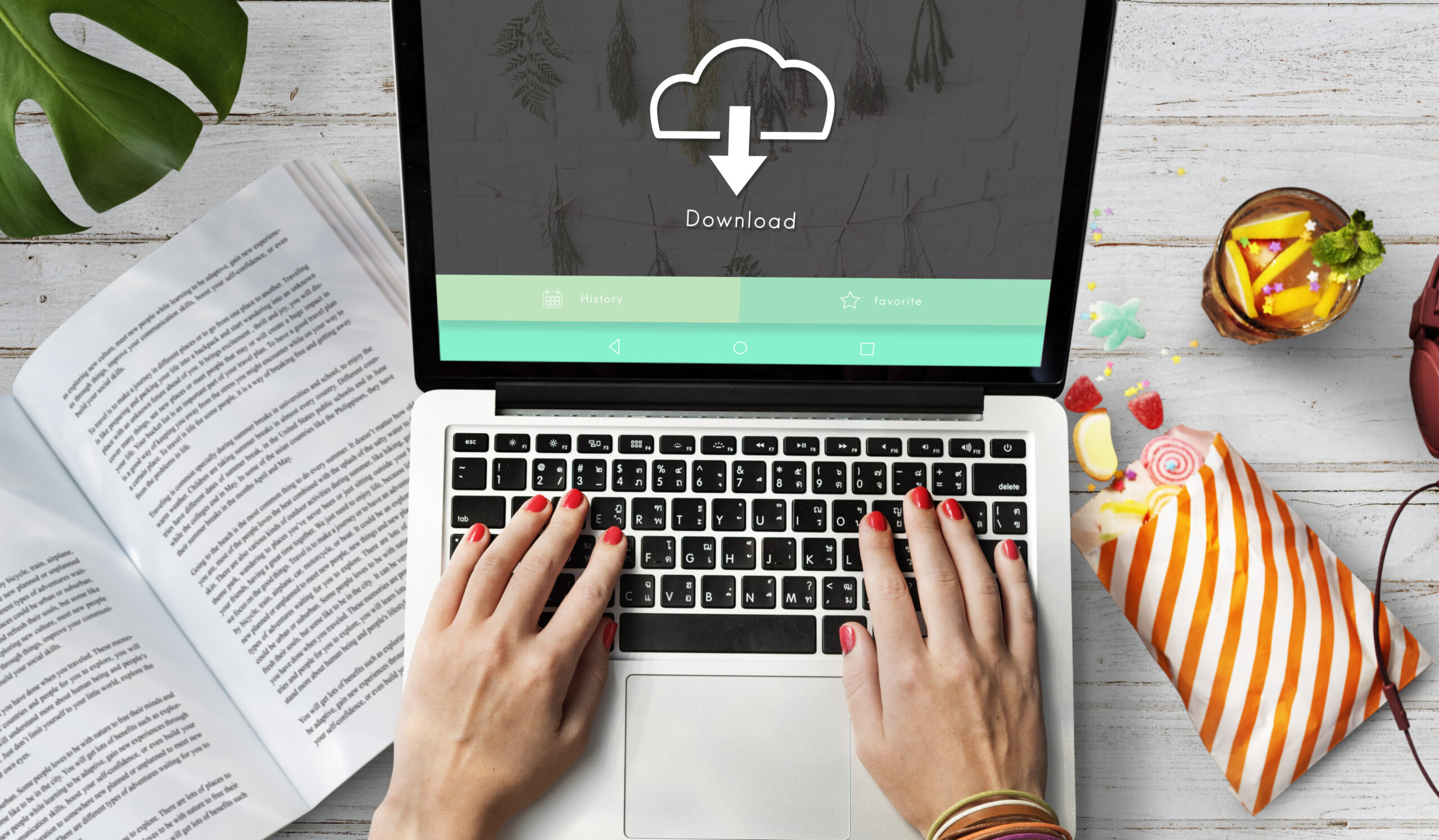 La conectividad y la descarga de archivos 